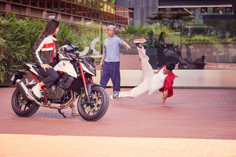 Honda-Hornet-2023- - 98