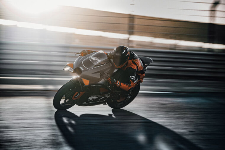 KTM-RC-8C-2023- - 1
