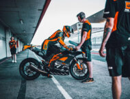 KTM RC 8C 2023 34 KTM RC 8C 2023 11