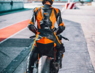 KTM RC 8C 2023 30 KTM RC 8C 2023 16