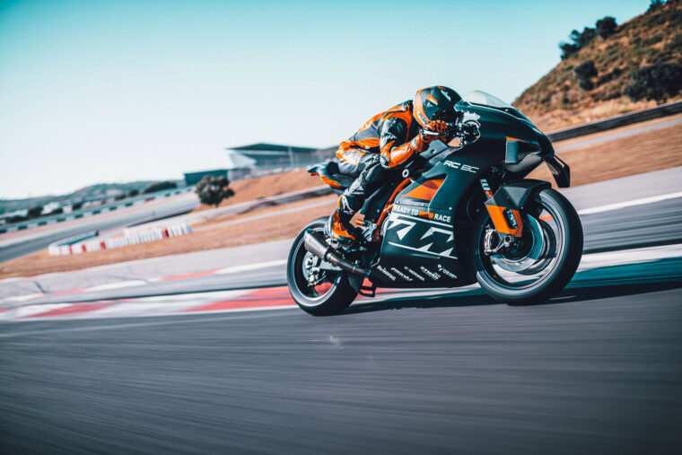KTM-RC-8C-2023- - 19