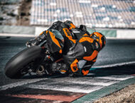 KTM RC 8C 2023 20 KTM RC 8C 2023 28