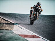 KTM RC 8C 2023 18 KTM RC 8C 2023 30