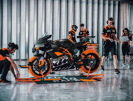 KTM RC 8C 2023 10 KTM RC 8C 2023 40
