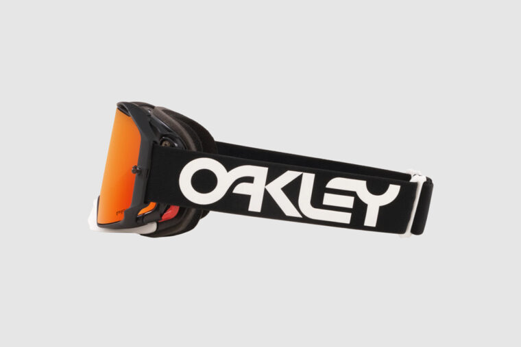 Oakley-Airbrake-MX-Goggles (12)