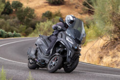 Prueba Piaggio MP3 400/530 2023, más poderoso y más tecnológico 6 Piaggio MP3 400 530 hpe 2023 16