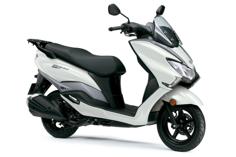 Suzuki Burgman 125EX 2023 2