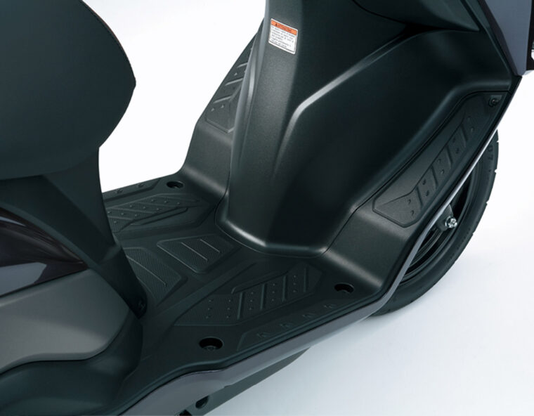 Suzuki-Burgman-125EX-2023- - 30