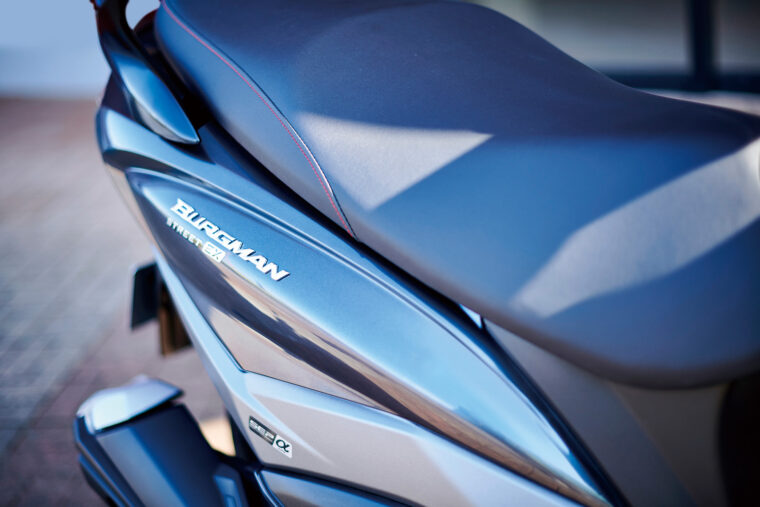 Suzuki-Burgman-125EX-2023-precio-11