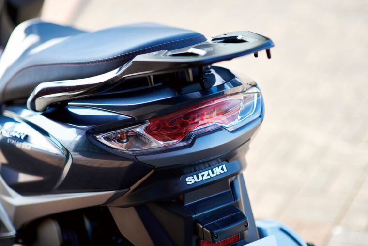 Suzuki-Burgman-125EX-2023-precio-13