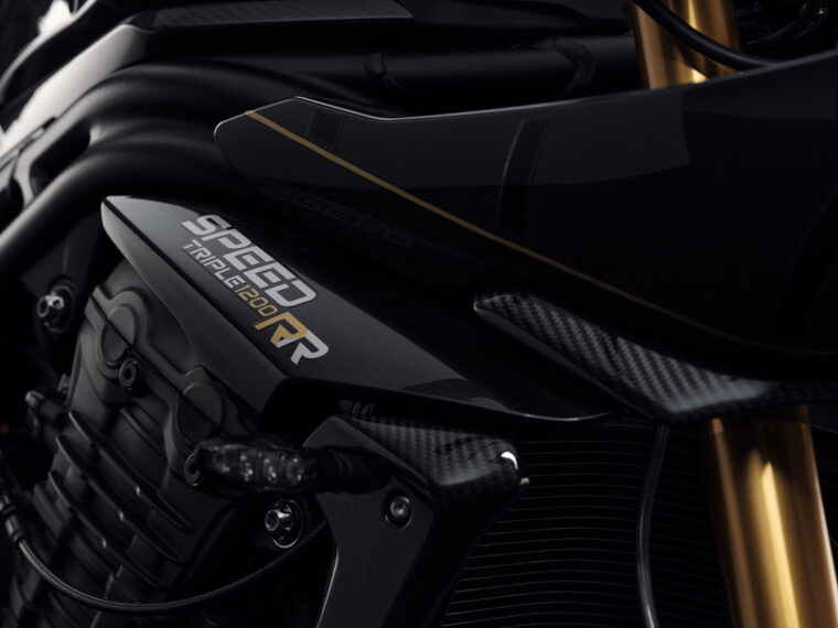 Triumph-Speed-Triple-1200-RR-Bond-Edition-2023- - 1
