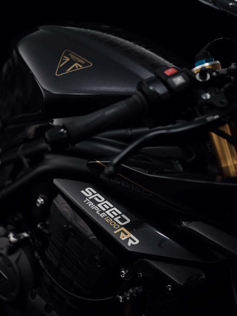 Triumph-Speed-Triple-1200-RR-Bond-Edition-2023- - 10