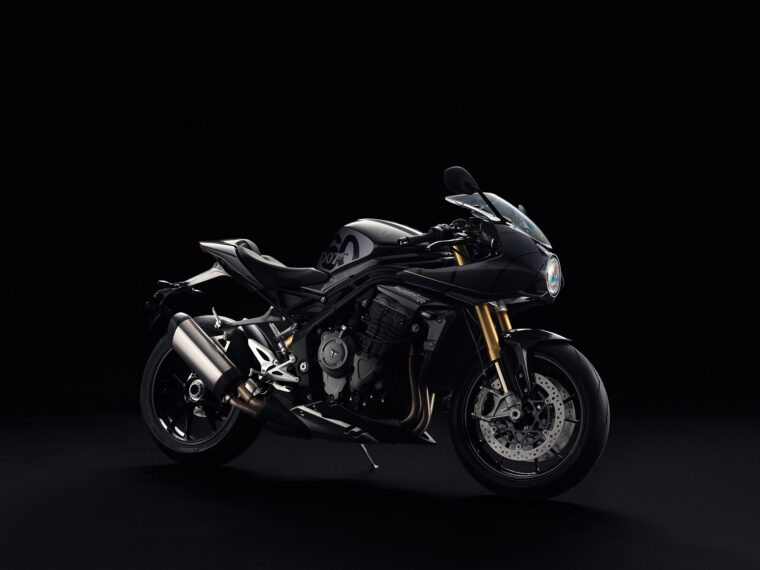 Triumph-Speed-Triple-1200-RR-Bond-Edition-2023- - 12