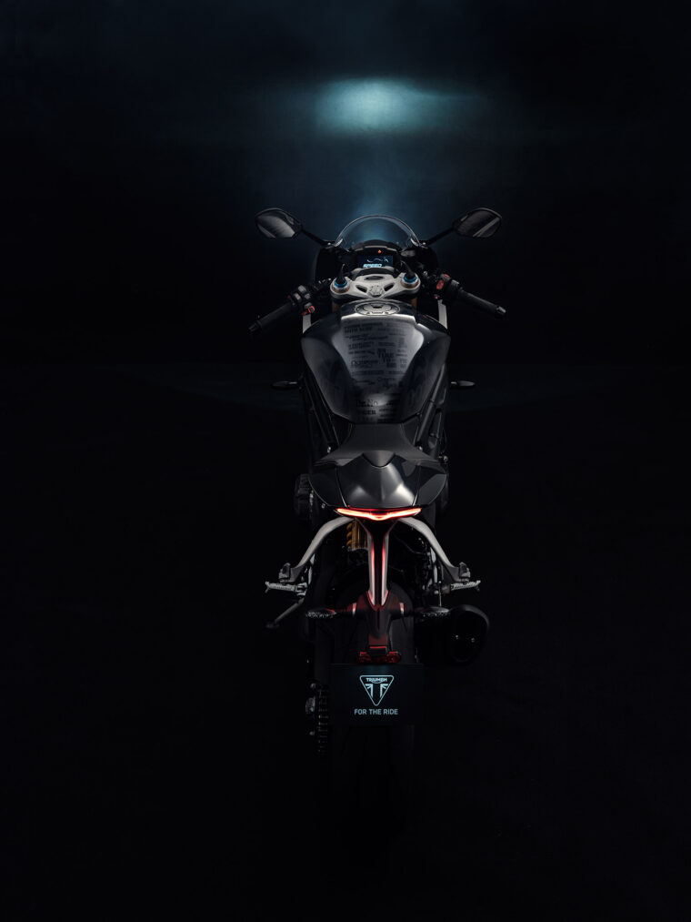 Triumph-Speed-Triple-1200-RR-Bond-Edition-2023- - 18