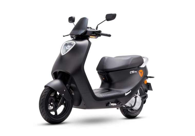 Yadea-C1s-Pro-2023-diagonal