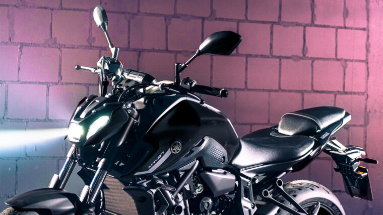 Yamaha-MT-07-Pure-2023- - 12