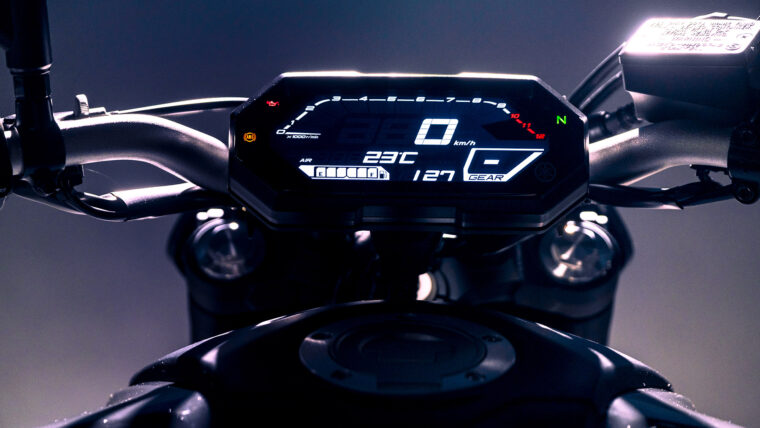 Yamaha-MT-07-Pure-2023- - 17