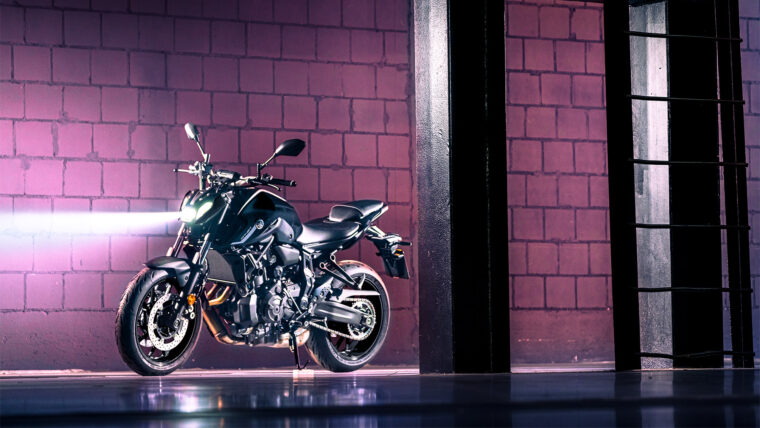 Yamaha-MT-07-Pure-2023- - 21