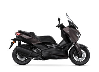Yamaha XMAX 300 Tech Max 2024 27 Yamaha XMAX 300 Tech Max 2024 5