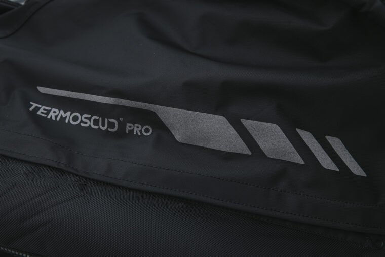 cubrepiernas-tucano-urbano-termoscud (8)