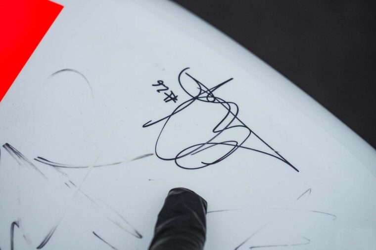 yamaha-yzr500-1996-kenny-roberts-jr-venta-firma-dani-pedrosa