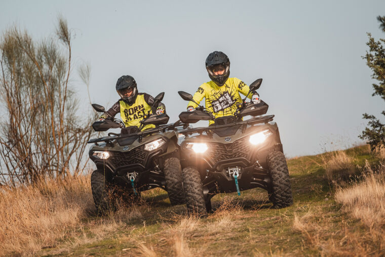 CFMoto-CForce-450-2023-accion - 8