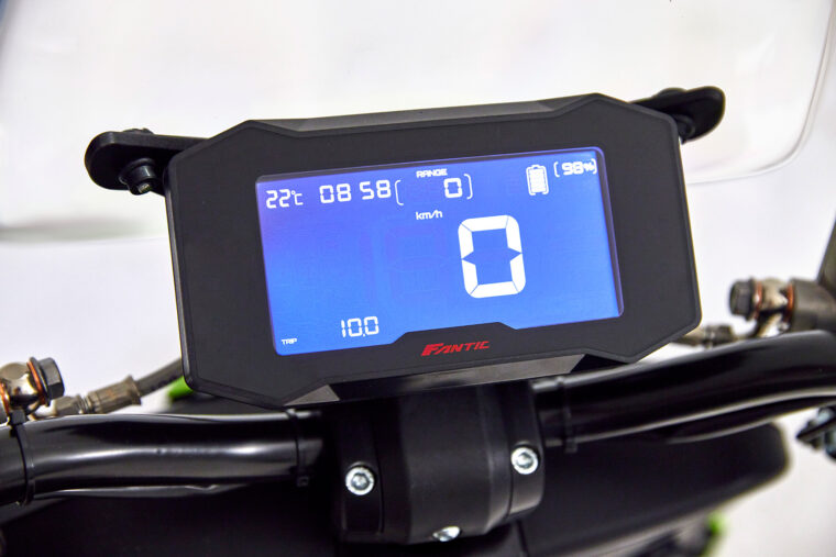 Fantic-Electric-2023-scooter-estudio - 17