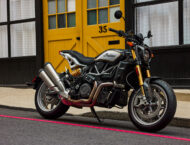 Indian FTR R Carbon 2023 13