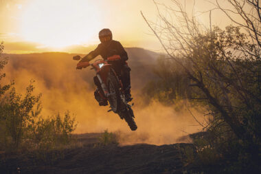 KTM 690 Enduro R 2023 4