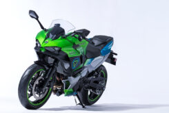 Kawasaki 2023: ¡2 motos eléctricas confirmadas, prototipo de moto híbrida y motor de hidrógeno! 19 Kawasaki HEV hibrida prototipo 2