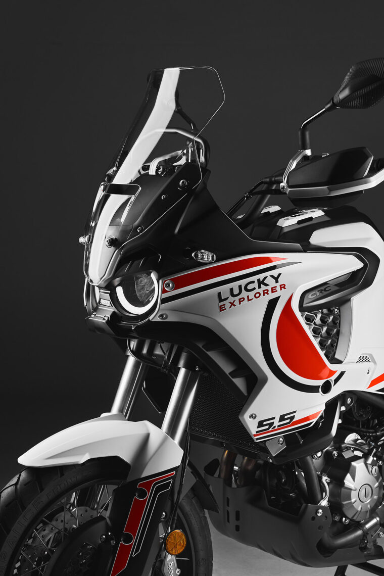 MV-Agusta-Lucky-Explorer-5.5-2023-detalles21