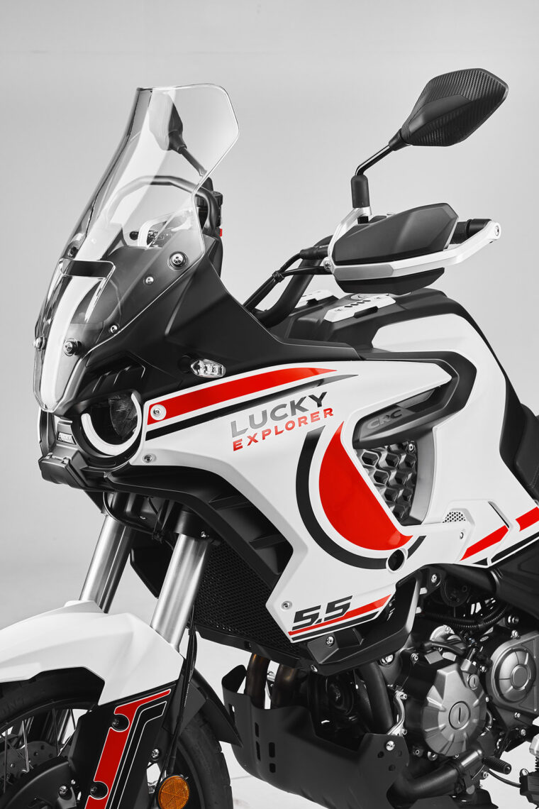 MV-Agusta-Lucky-Explorer-5.5-2023-detalles22