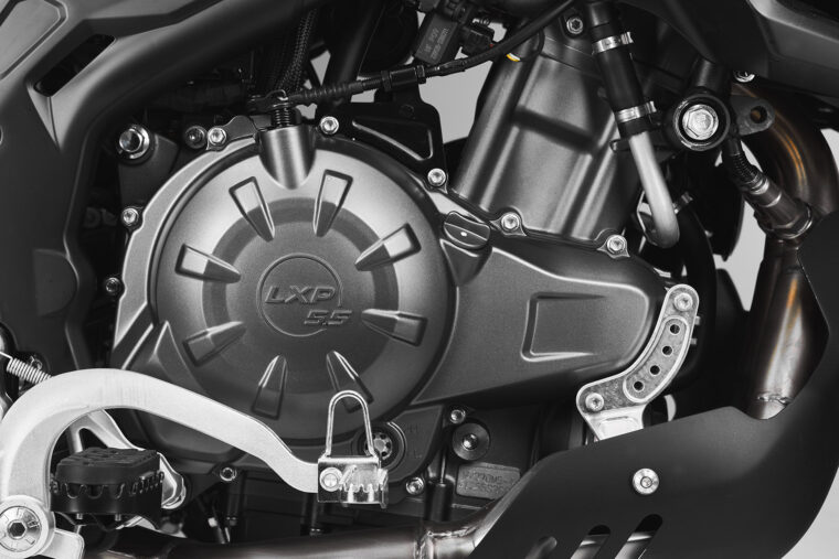 MV-Agusta-Lucky-Explorer-5.5-2023-detalles3