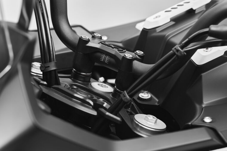 MV-Agusta-Lucky-Explorer-5.5-2023-detalles31