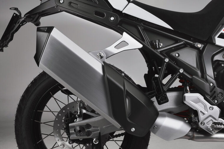 MV-Agusta-Lucky-Explorer-9.5-2023-detalles29