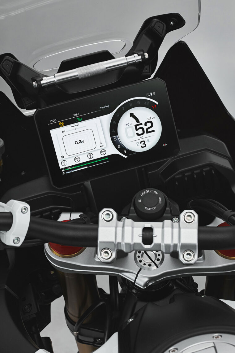 MV-Agusta-Lucky-Explorer-9.5-2023-detalles8