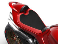 BikeLeaks. MV Agusta Superveloce 1000: Primeras fotos de la versión estándar 16 MV Agusta Superveloce 1000 Serie Oro 2023 7