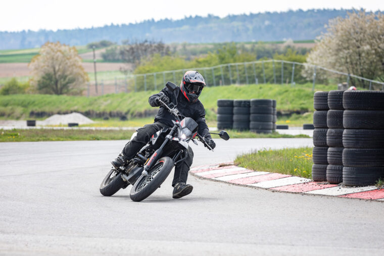 Malaguti-XSM-125-2023- - 5