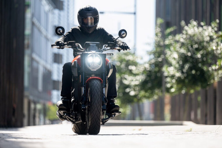 Morbidelli-C1002V-2025-accion1