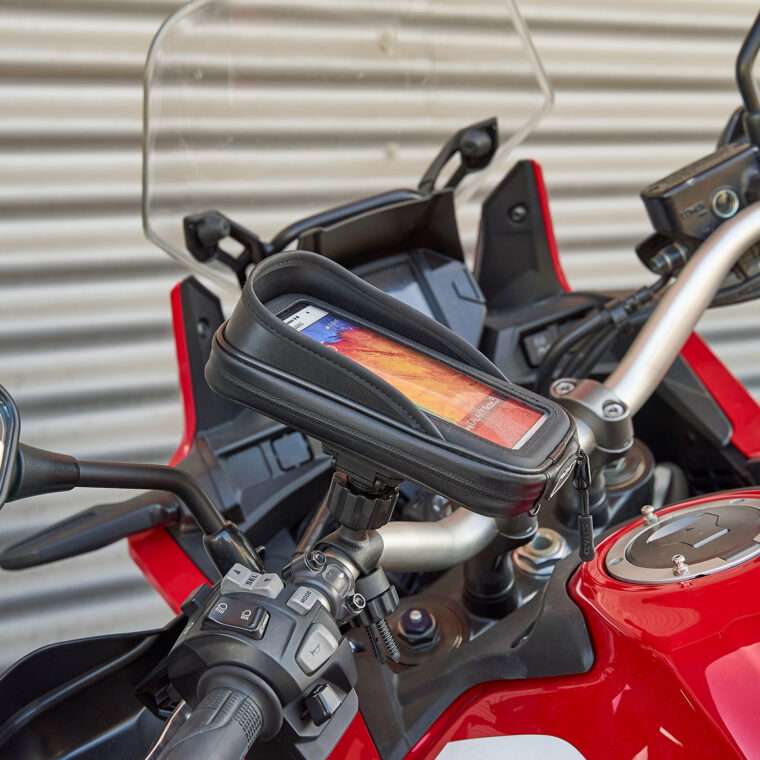 SHAD-soporte-movil-moto-2023-1