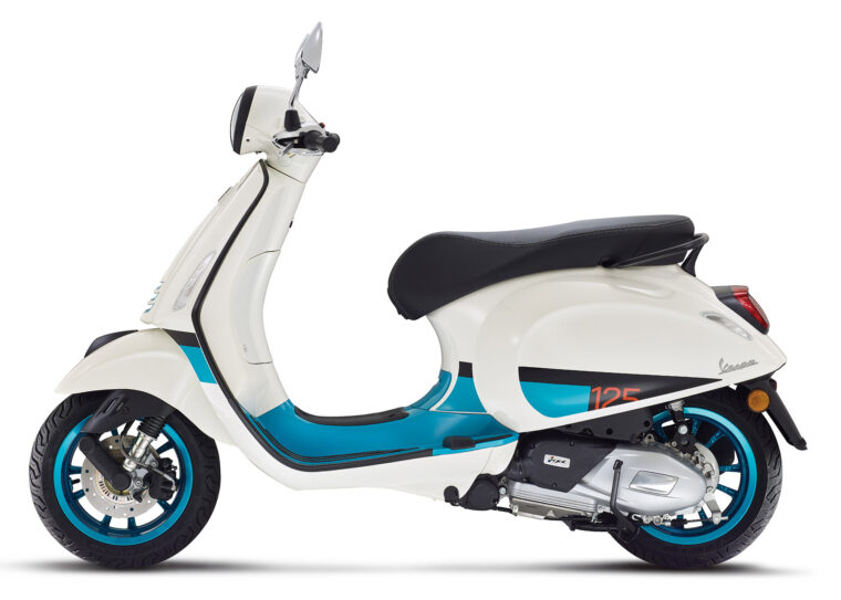 Vespa-Primavera-Color-Vibe-2023-blanco3