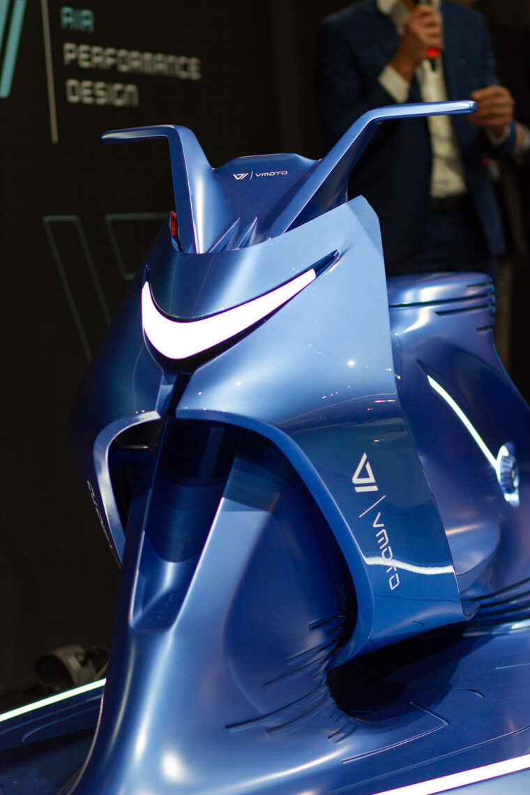 Vmoto-Pininfarina-scooter-electrico-concept- - 13