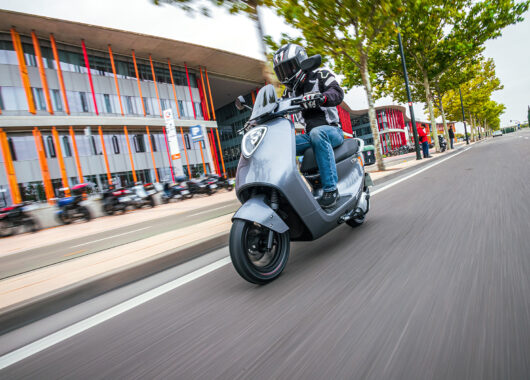 Prueba Yadea G5S y C1S Pro 2023, los nuevos scooters eléctricos del mercado
