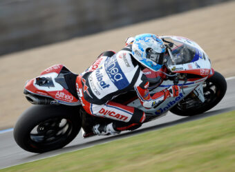 carlos checa superbike 2011