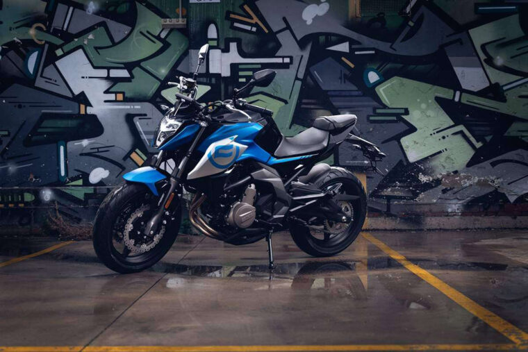 CFMoto-650NK-2022 - 1