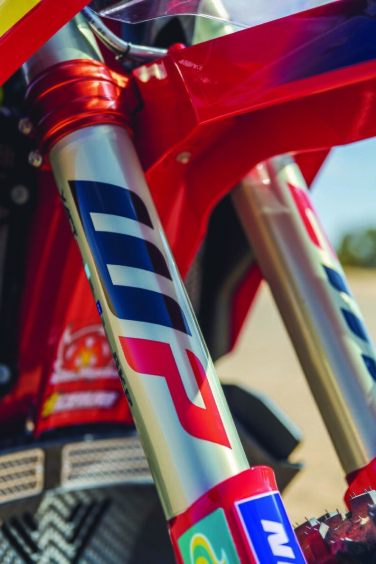 GasGas-factory-racing-Rally-Dakar-2023 (16)