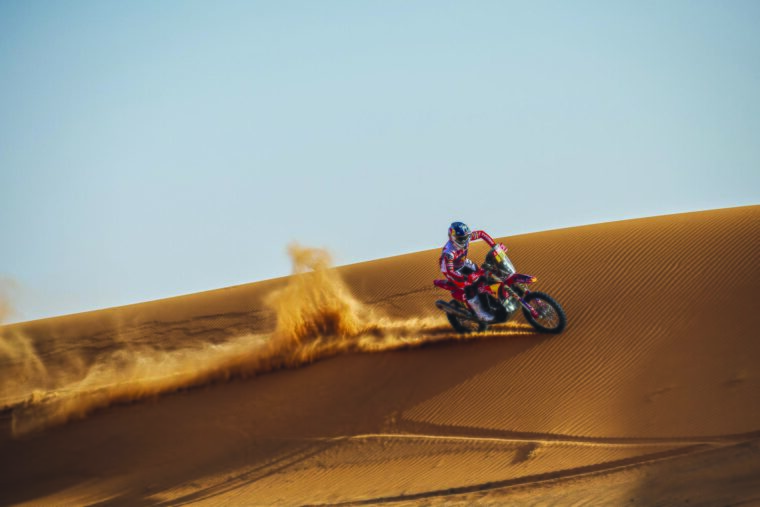 GasGas-factory-racing-Rally-Dakar-2023 (23)