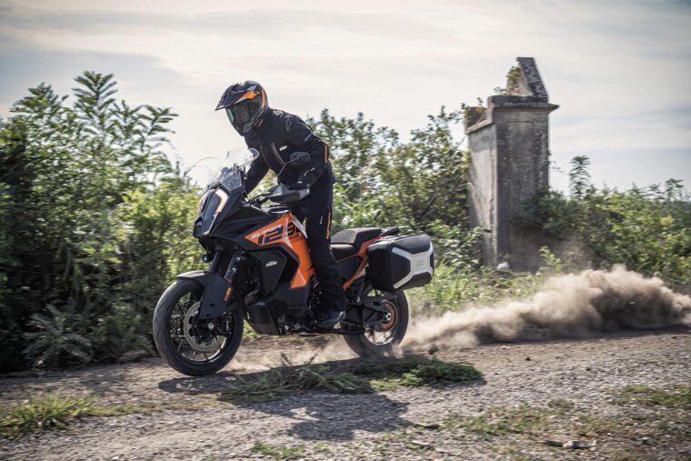 KTM-1290-Super-Adventure-S-2023- - 61