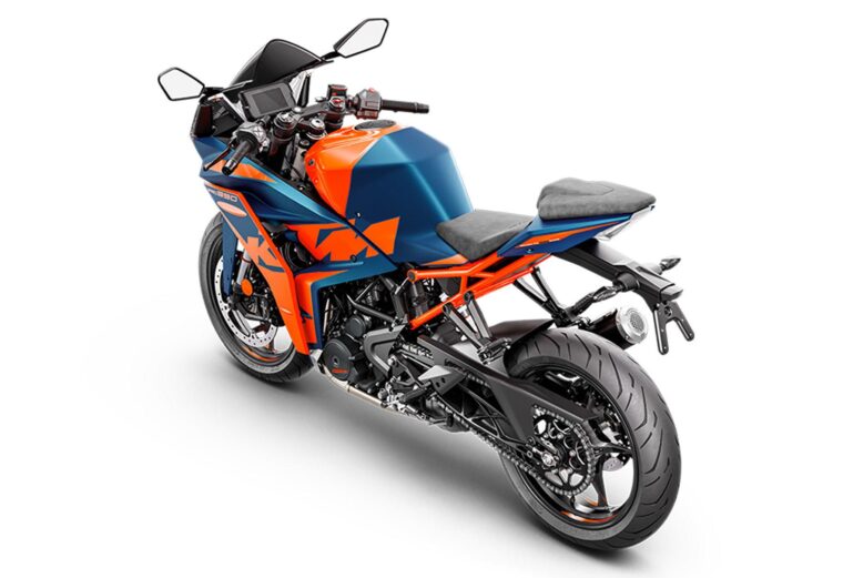 KTM-RC-390-2023- - 14