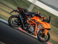 KTM RC 390 2023 2